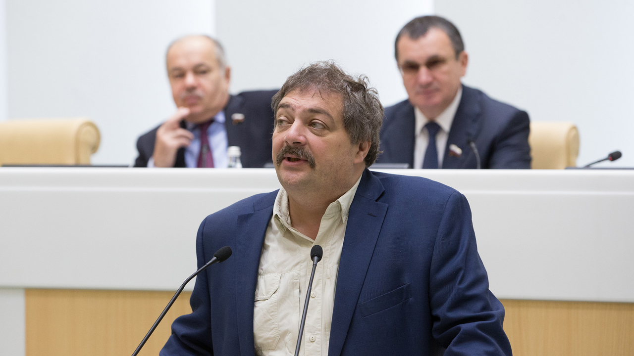 Дмитрий Быков Bykov1.jpg