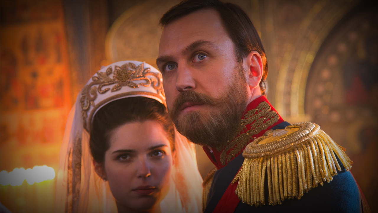 кадр из фильма "Матильда" (2017), режиссер Алексей Учитель кадр из фильма "Матильда" (2017), режиссер Алексей Учитель