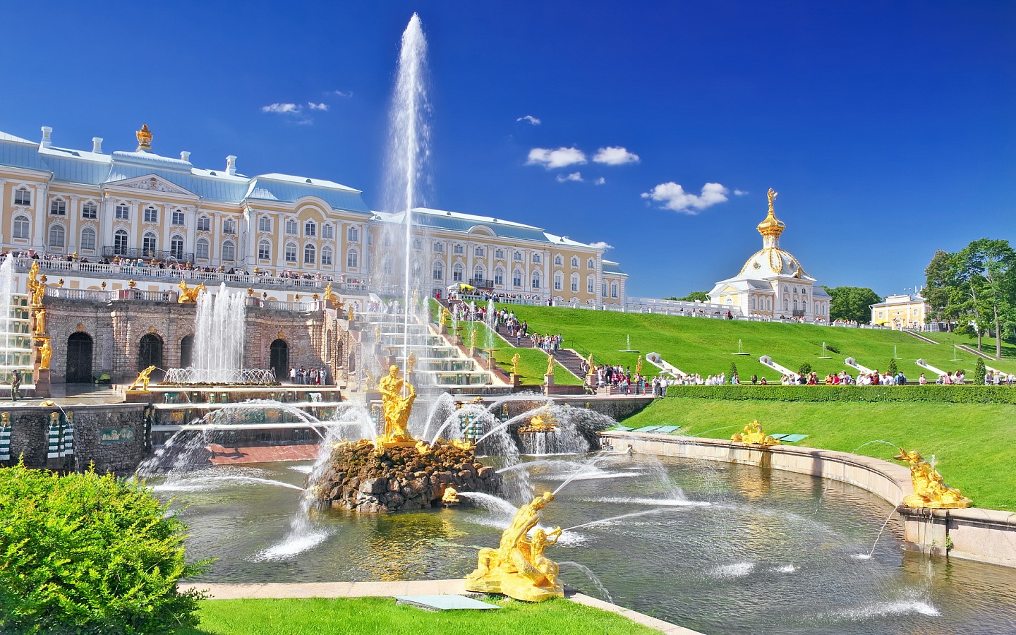 Санкт-Петербург. Большой Каскадный фонтан в Петергофе